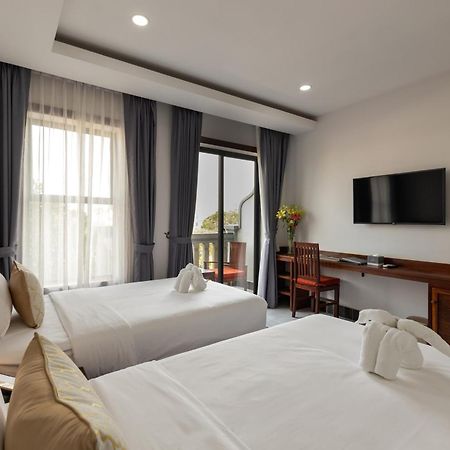 Blanc Smith Hotel Сіємреап Екстер'єр фото